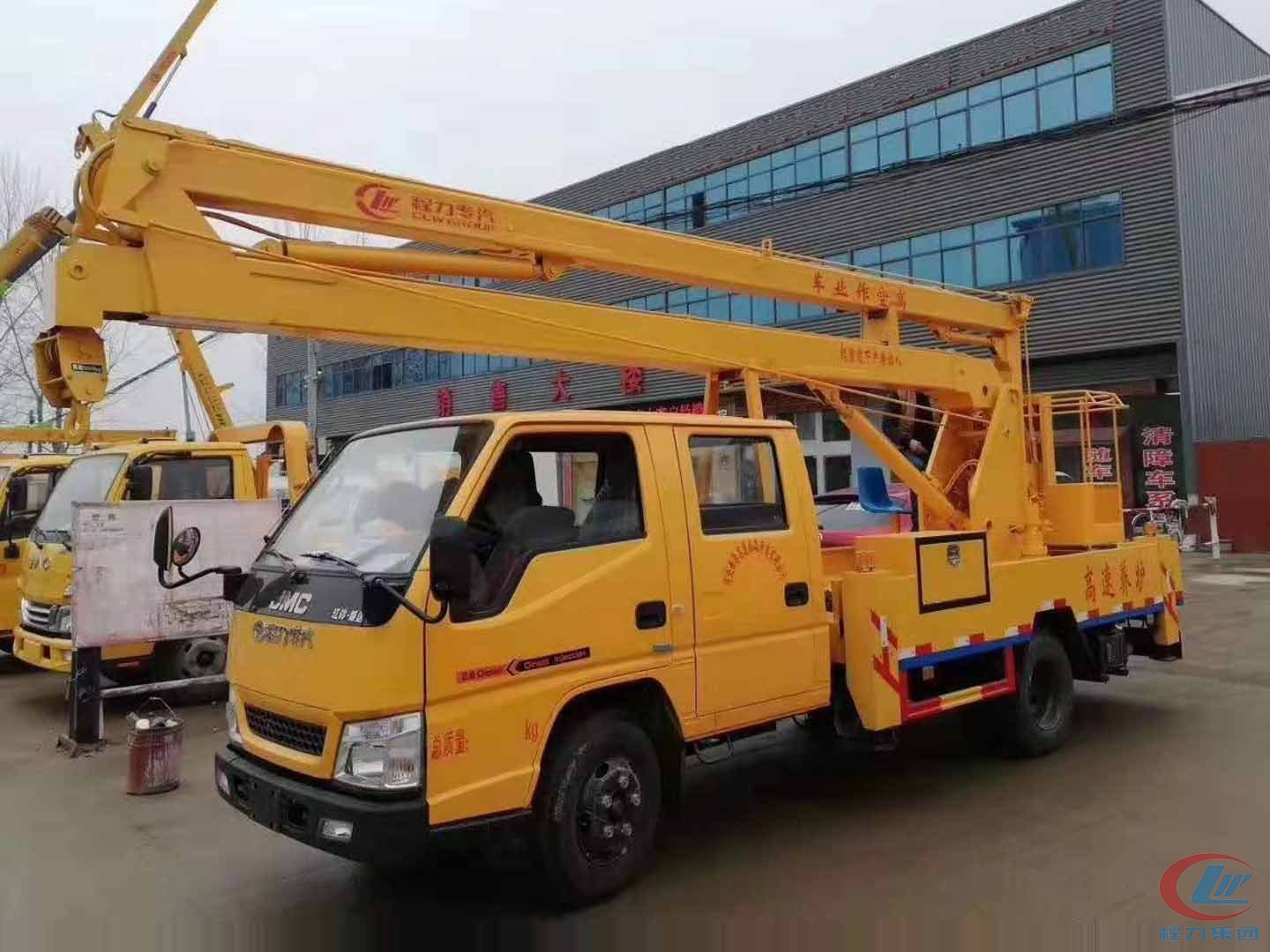 918博天堂江铃16米高空作业车高清图